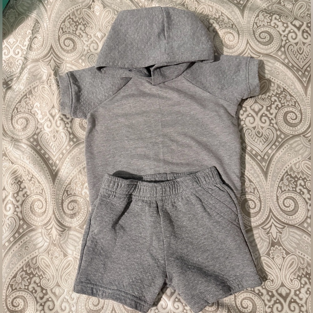 Carter's Gray Hooded Short Sleeve Top & Shorts Matching Set